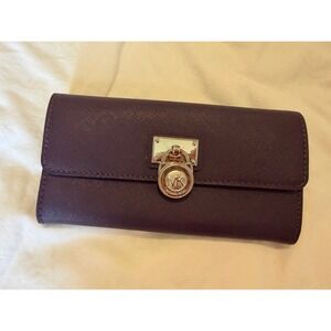Michael Kors Purple Saffiano Leather Continental Wallet Clutch MK Lock
